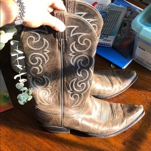 Lucchese Classics Handmade 1880 Men’s Sz. 9 - Gray